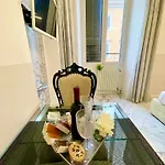 Parisa Bed and breakfast Roma