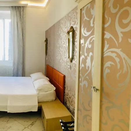 Parisa Couette-café 3*