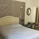 Parisa 3*