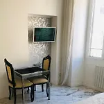Parisa 3*