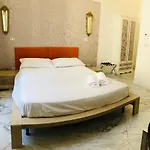 Parisa 3* Róma